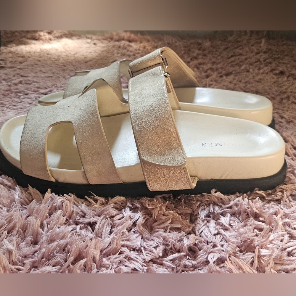 Hermes chypre sandals size 40 Sadle Beige
